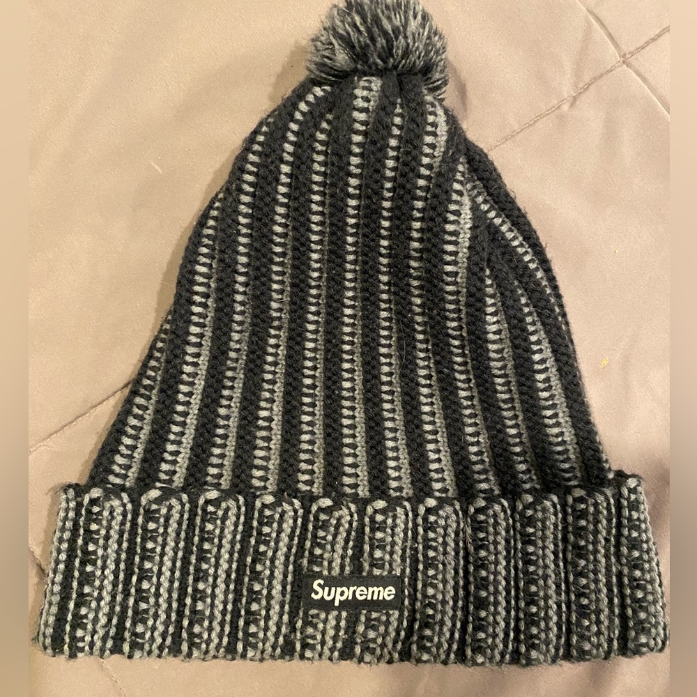 Supreme Black and Gray Knit Beanie